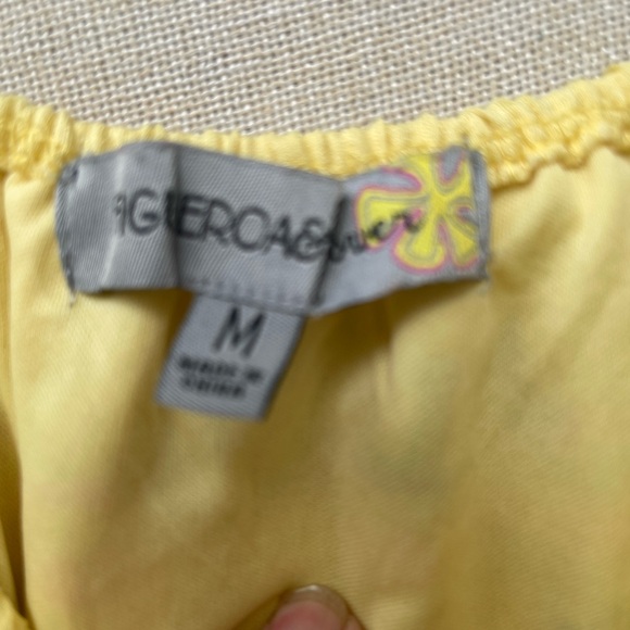 Embroidered yellow gypsy blouse - Picture 2 of 5